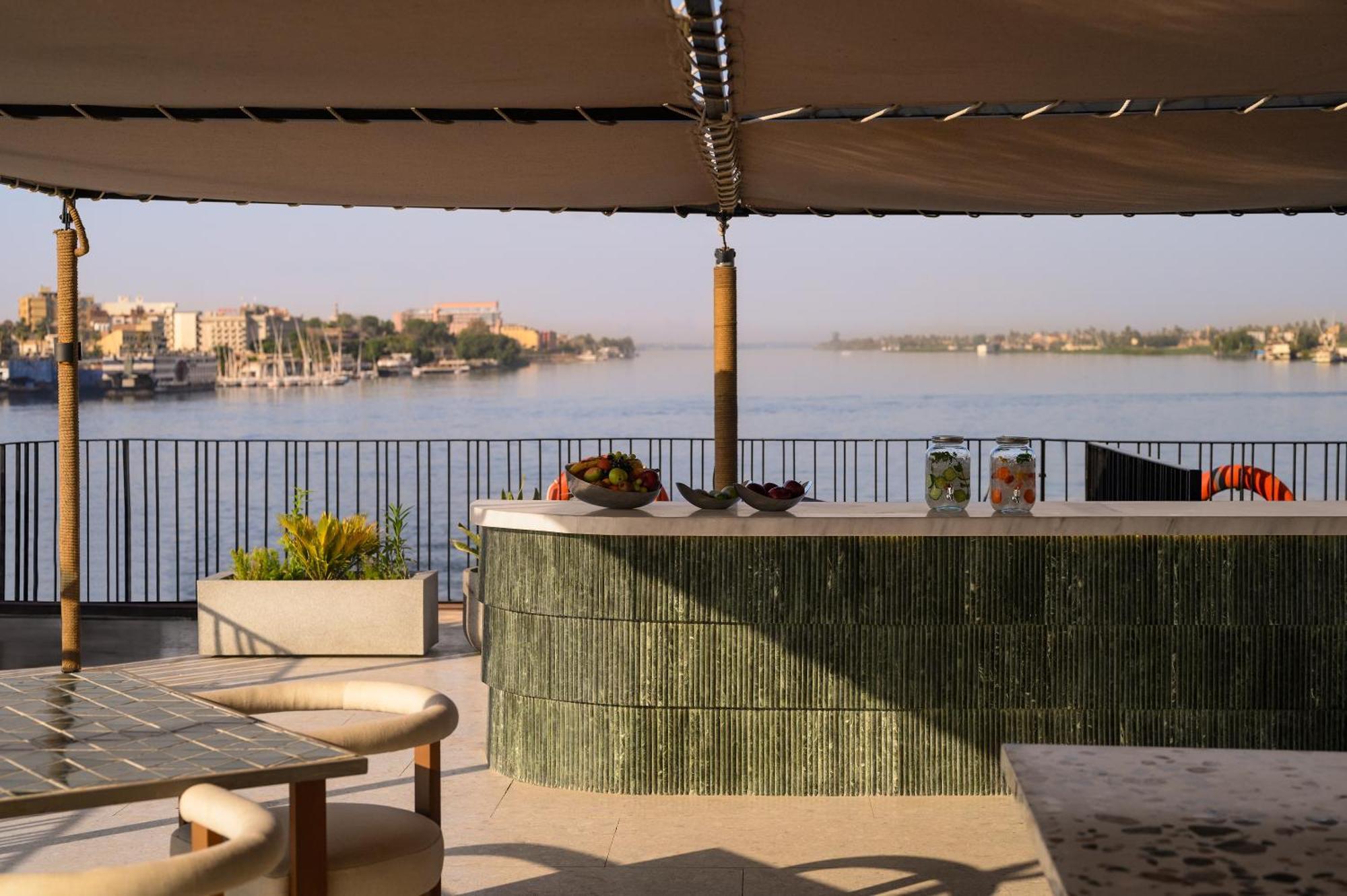 Soleil Nile Cruise - Every Monday From Luxor For 4 & 7 Nights, And Every Friday From Aswan For 3 & 7 Nights المظهر الخارجي الصورة